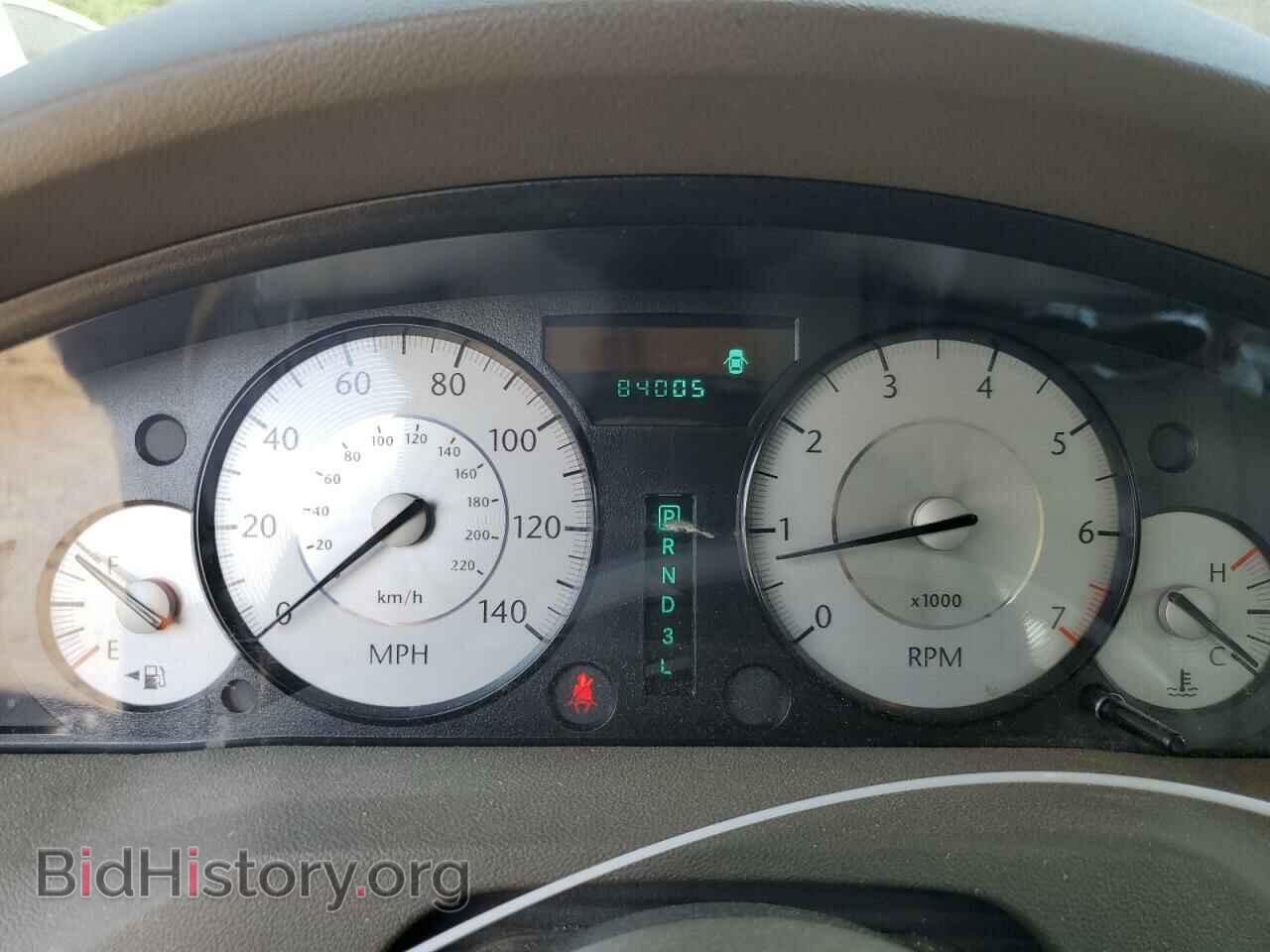 2008 CHRYSLER 300 - VIN: 2C3KA53G48H171177 - Фото 9