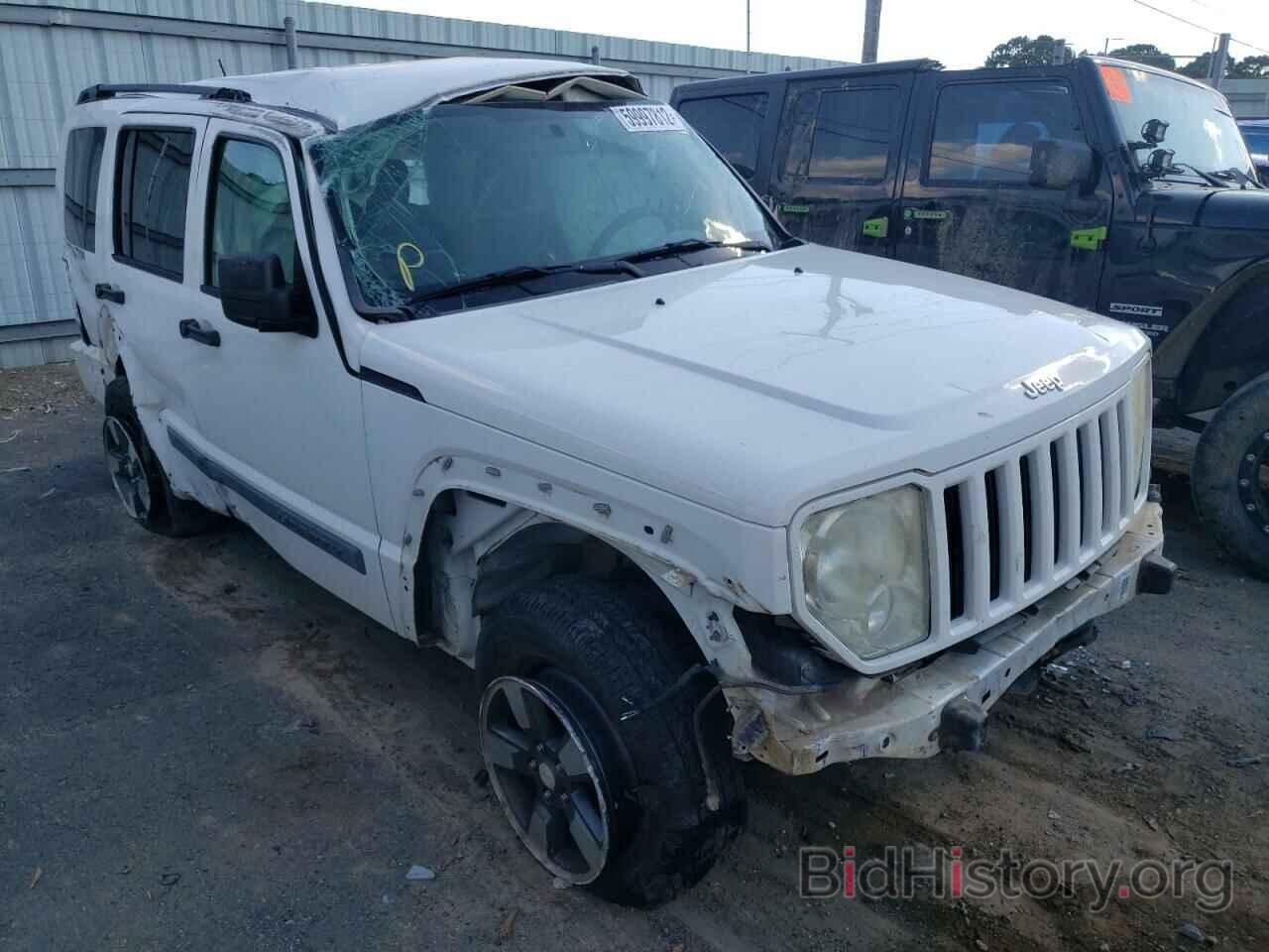 Photo 1J8GN28K18W154963 - JEEP LIBERTY 2008