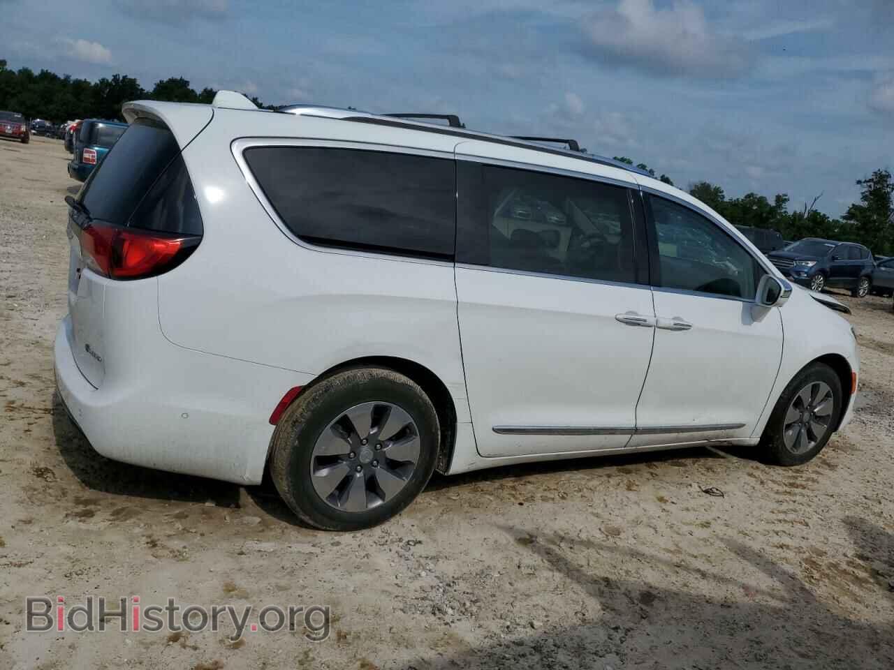 2019 CHRYSLER PACIFICA - VIN: 2C4RC1N72KR715686 - Фото 3