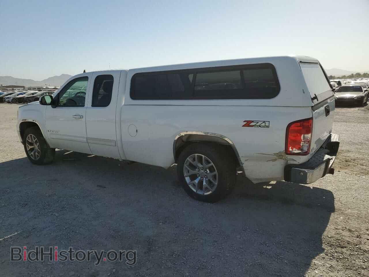2007 GMC SIERRA - VIN: 1GTEK19047E512799 - Фото 2