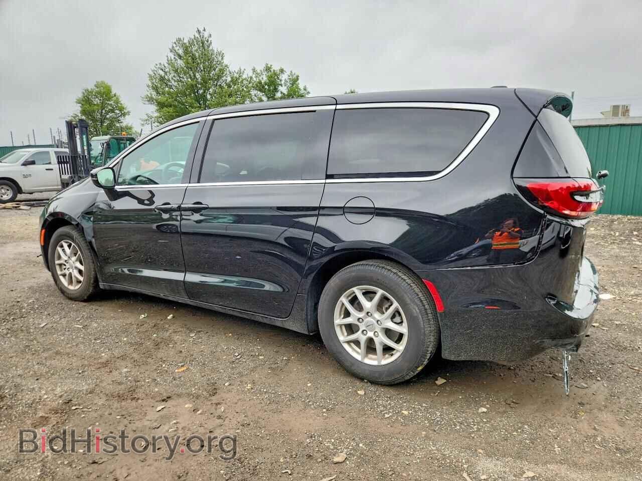 2025 CHRYSLER PACIFICA - VIN: 2C4RC1BG0SR540715 - Photo 2