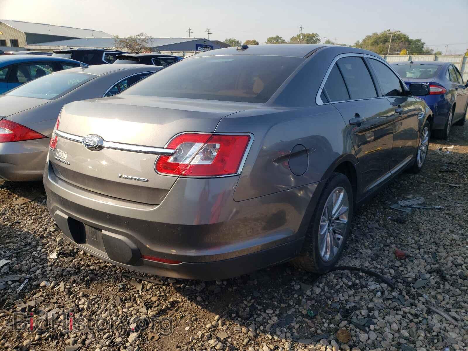 2012 FORD TAURUS - VIN: 1FAHP2FW2CG119577 - Фото 4