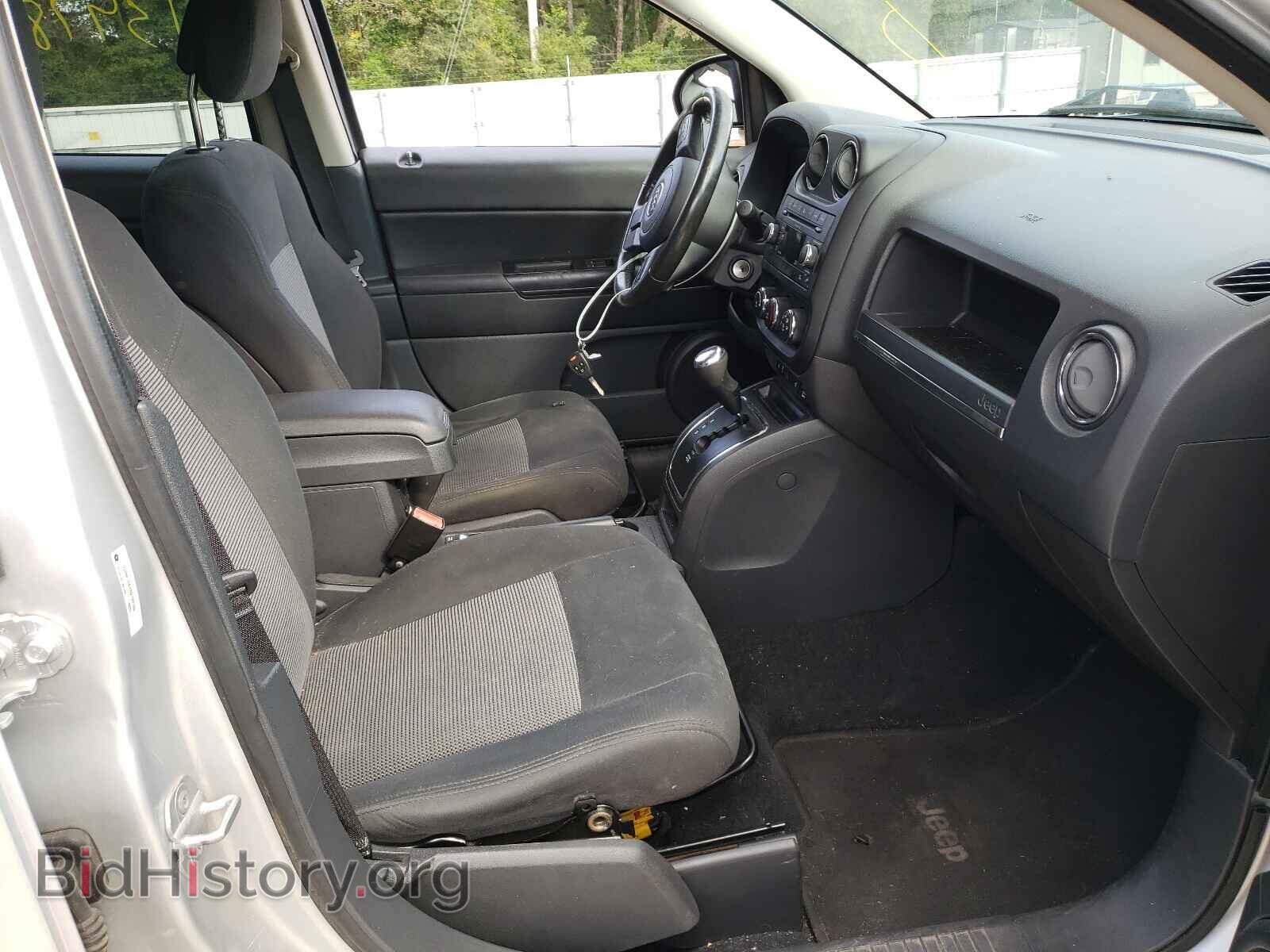 2011 JEEP COMPASS - VIN: 1J4NF1FB4BD180186 - Фото 5