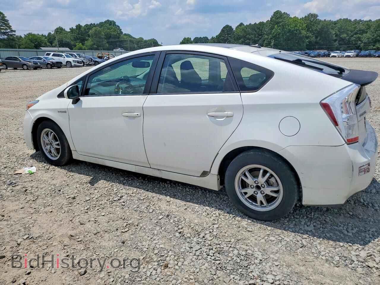 2011 TOYOTA PRIUS - VIN: JTDKN3DU0B0253377 - Фото 2