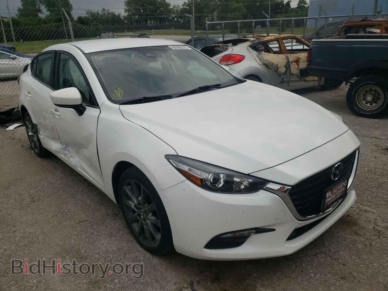 2018 MAZDA 3 - VIN: 3MZBN1V32JM215569 - Фото 4