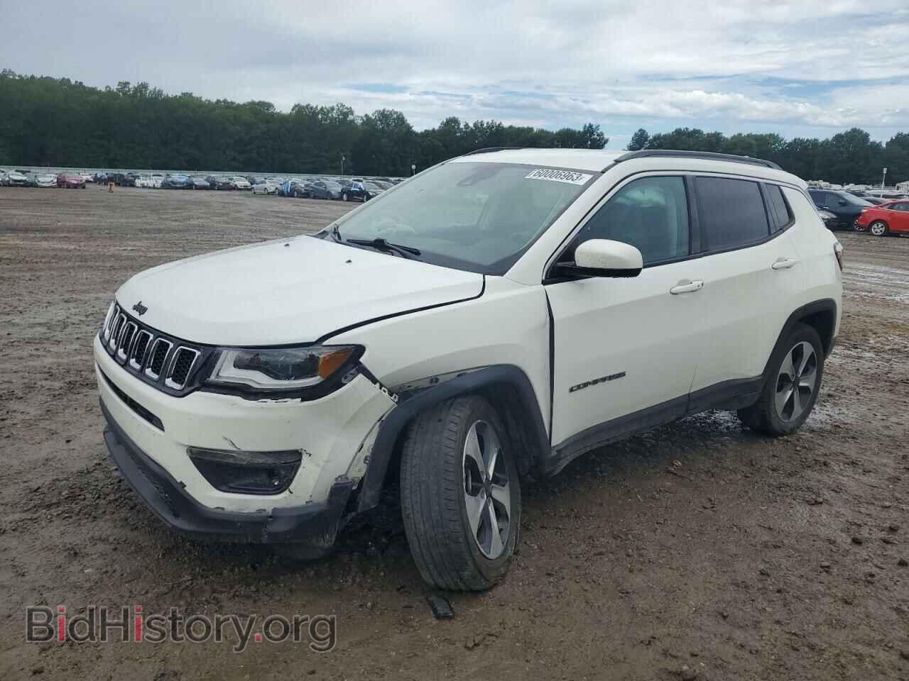 Фотография 3C4NJDBB5JT263081 - JEEP COMPASS 2018