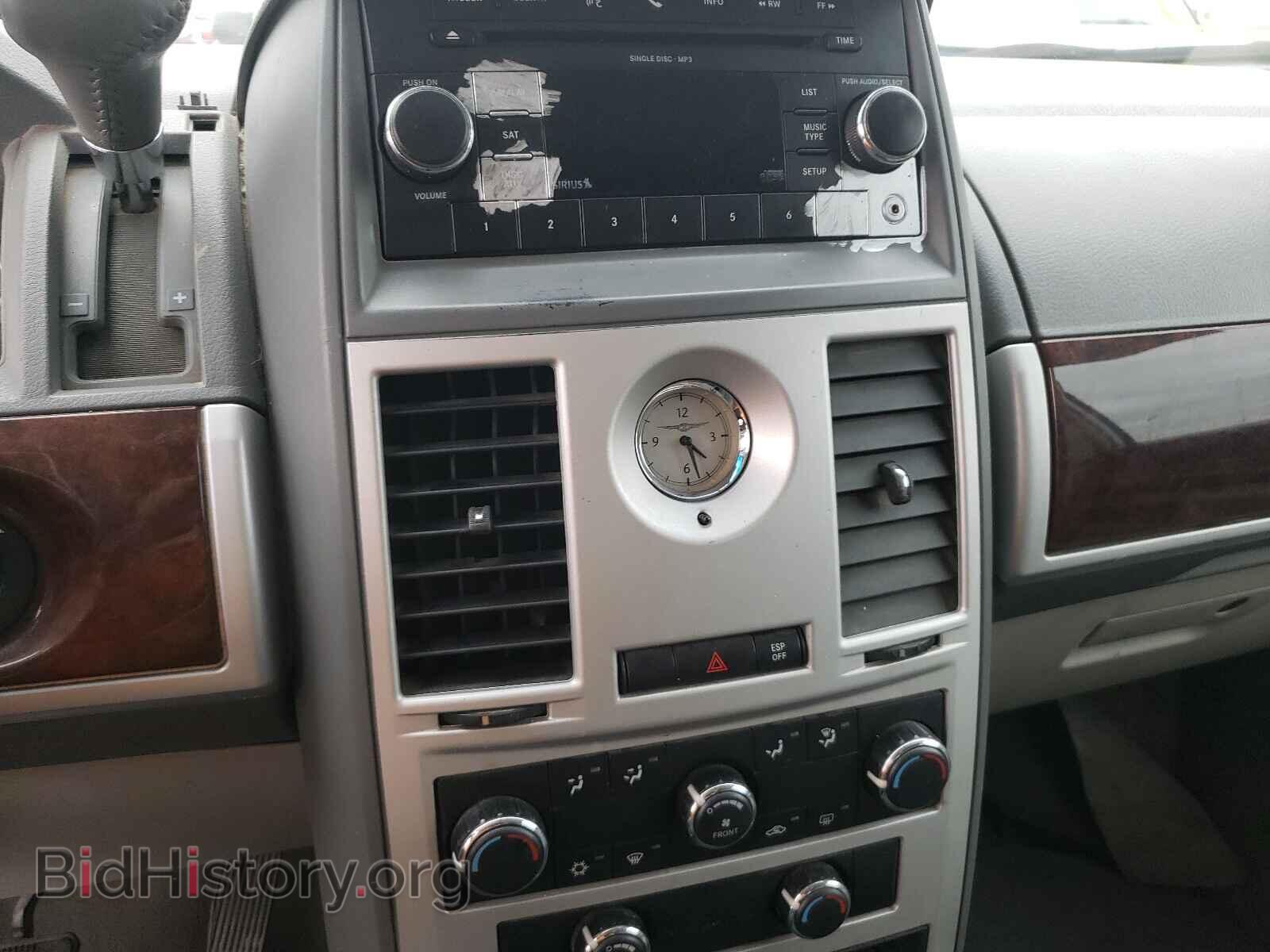 2010 CHRYSLER MINIVAN - VIN: 2A4RR5D11AR358707 - Фото 9