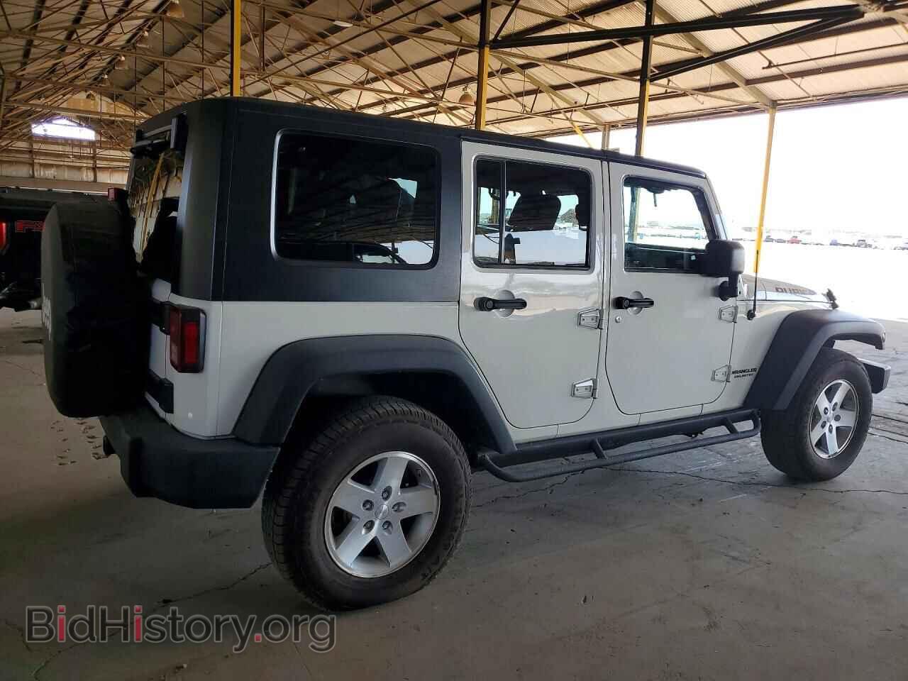 2010 JEEP WRANGLER - VIN: 1J4BA6H13AL101856 - Фото 3