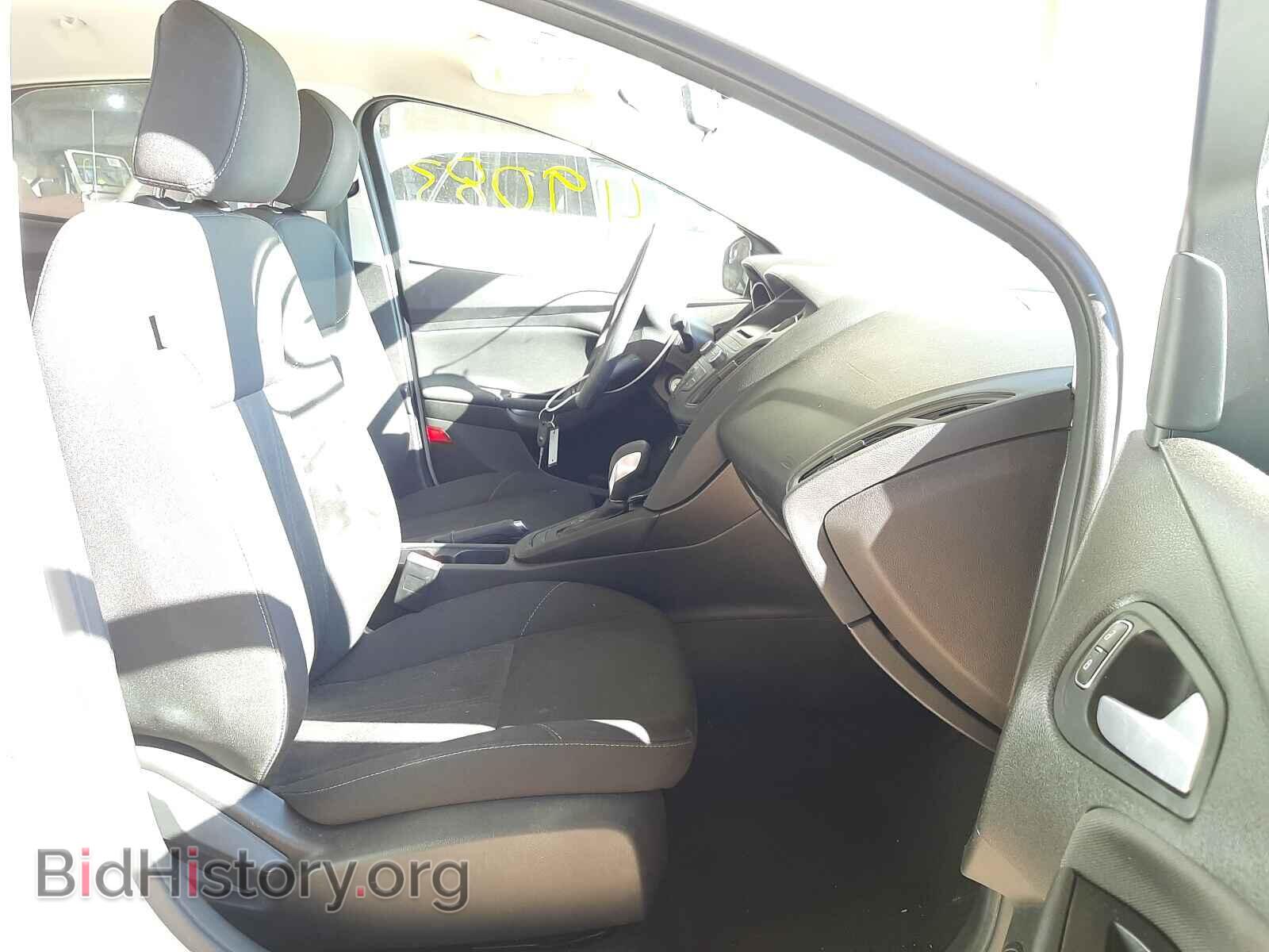 2017 FORD FOCUS - VIN: 1FADP3F27HL304563 - Фото 5