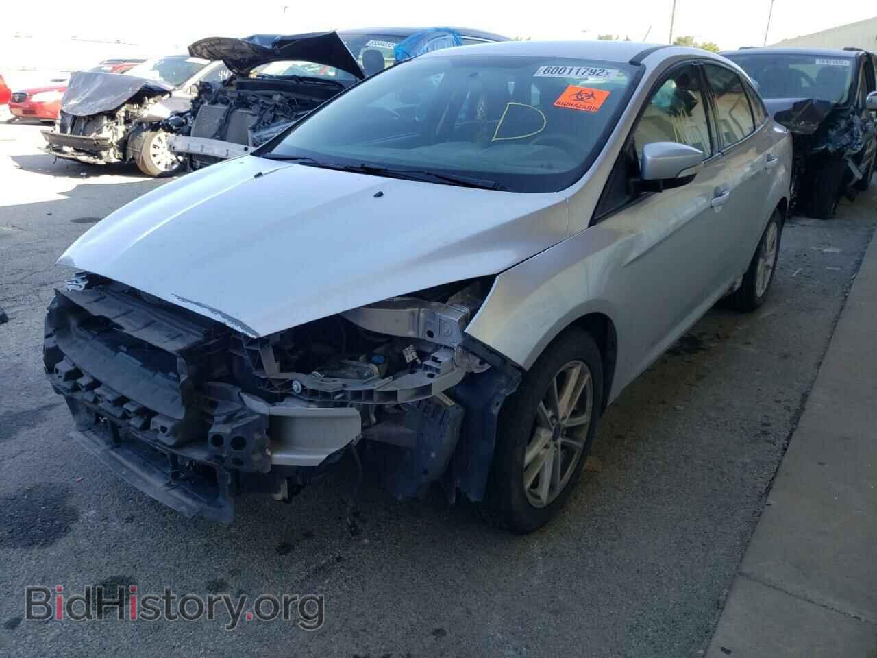 2016 FORD FOCUS - VIN: 1FADP3F29GL211946 - Фото 2