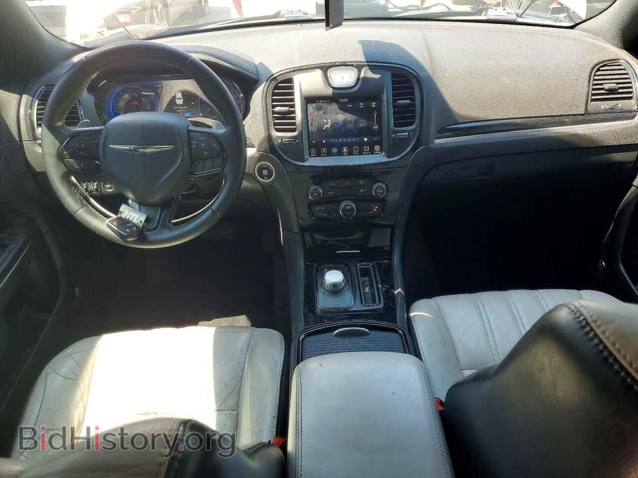2017 CHRYSLER 300 - VIN: 2C3CCAGG0HH637348 - Photo 8
