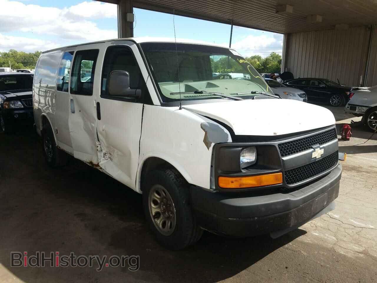 Photo 1GCUGADX3A1146897 - CHEVROLET EXPRESS 2010