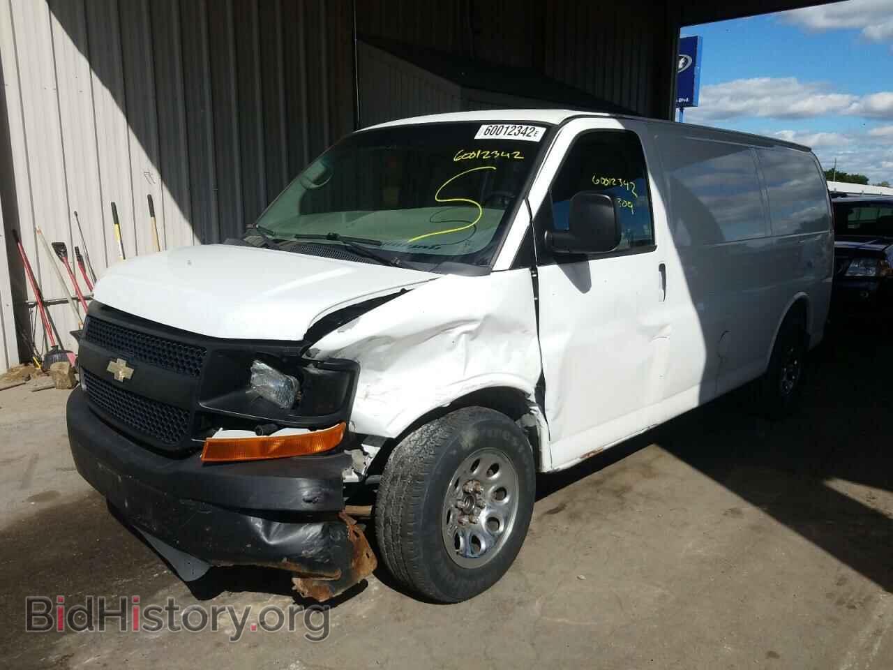 2010 CHEVROLET EXPRESS - VIN: 1GCUGADX3A1146897 - Фото 2