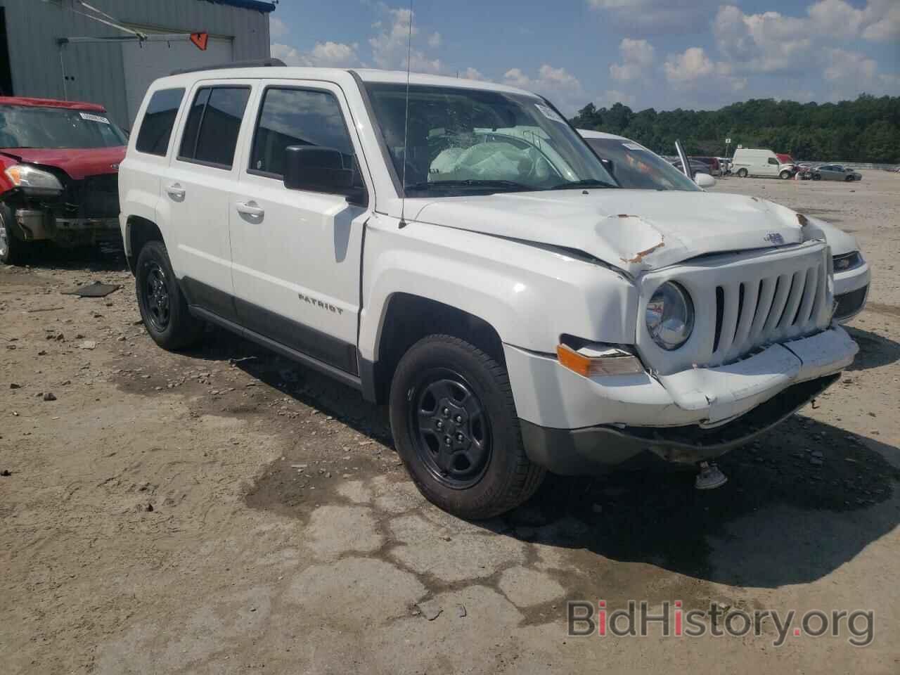 Фотография 1C4NJRBBXFD425863 - JEEP PATRIOT 2015