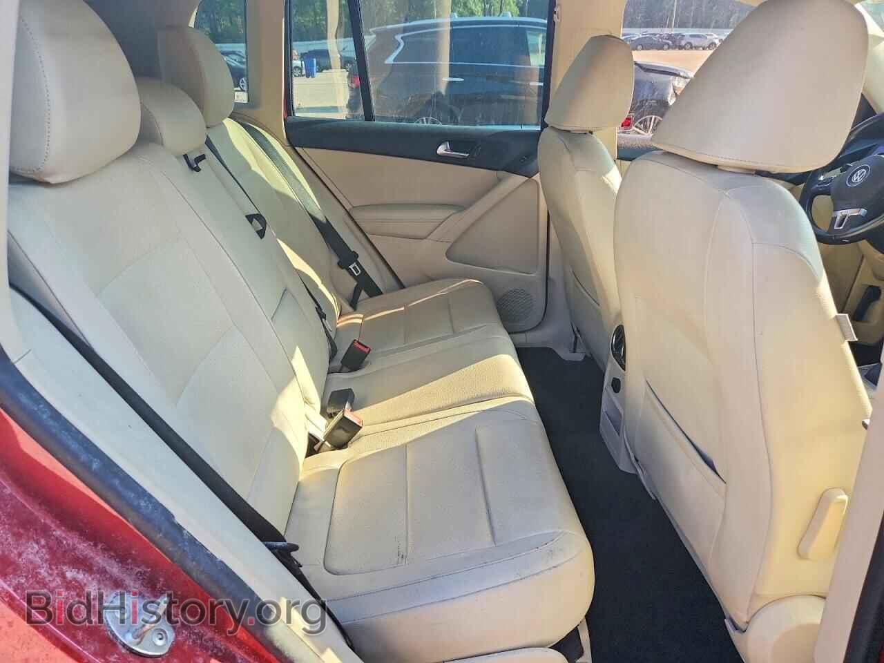 2015 VOLKSWAGEN TIGUAN - VIN: WVGAV7AX0FW018249 - Photo 10