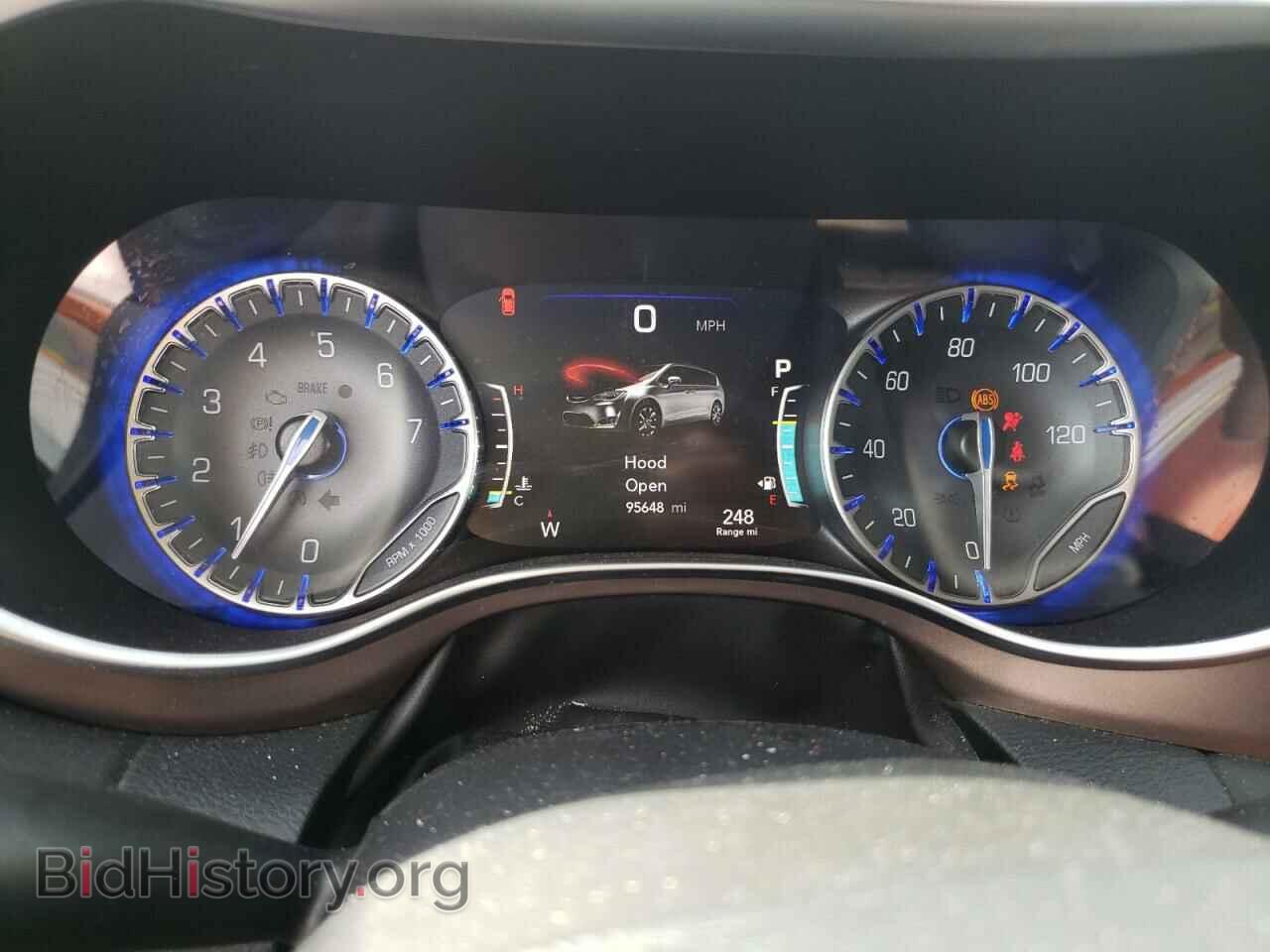 2017 CHRYSLER PACIFICA - VIN: 2C4RC1EG7HR506355 - Photo 9