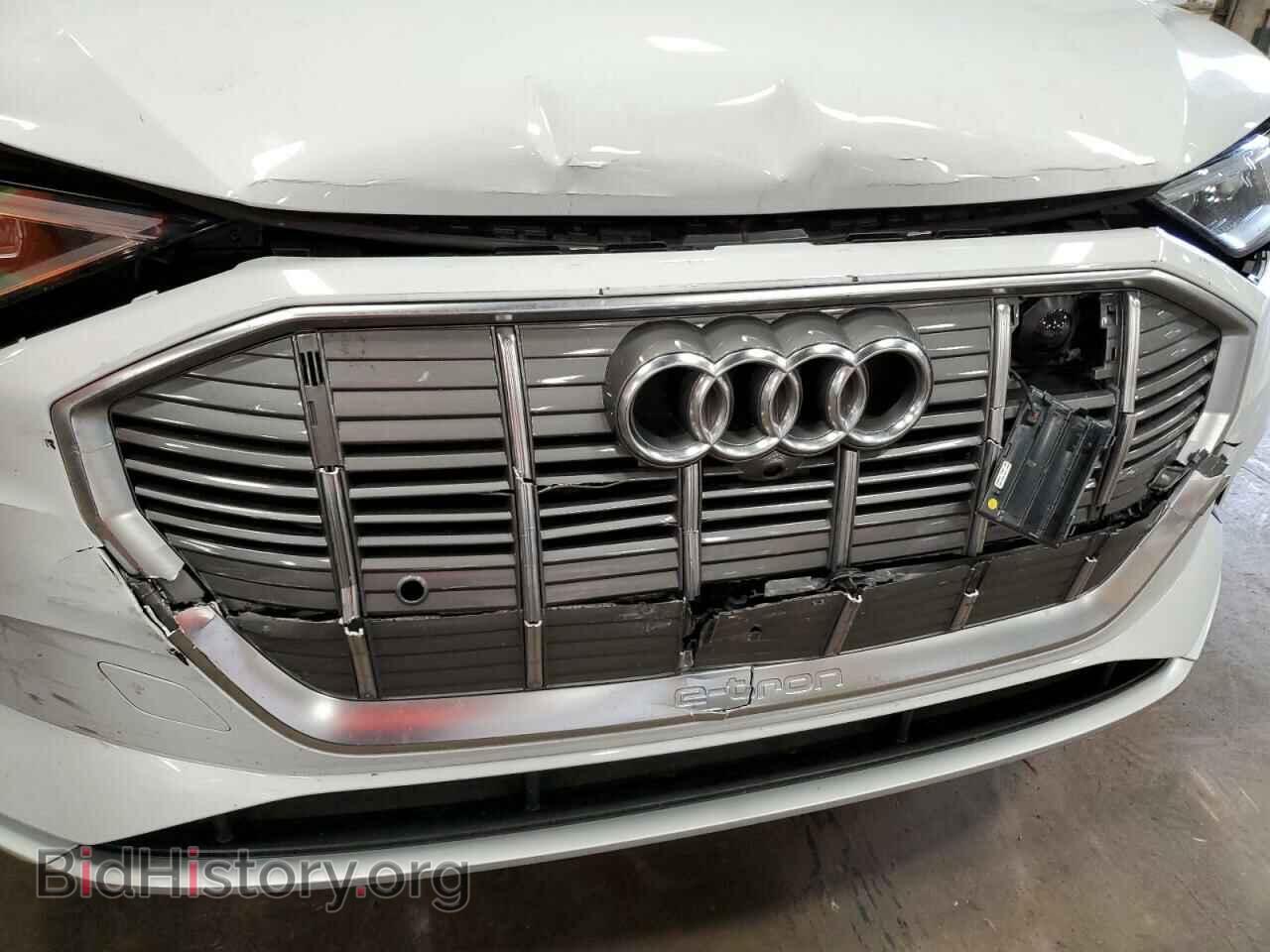 2019 AUDI E-TRON - VIN: WA1VAAGE9KB024079 - Фото 9