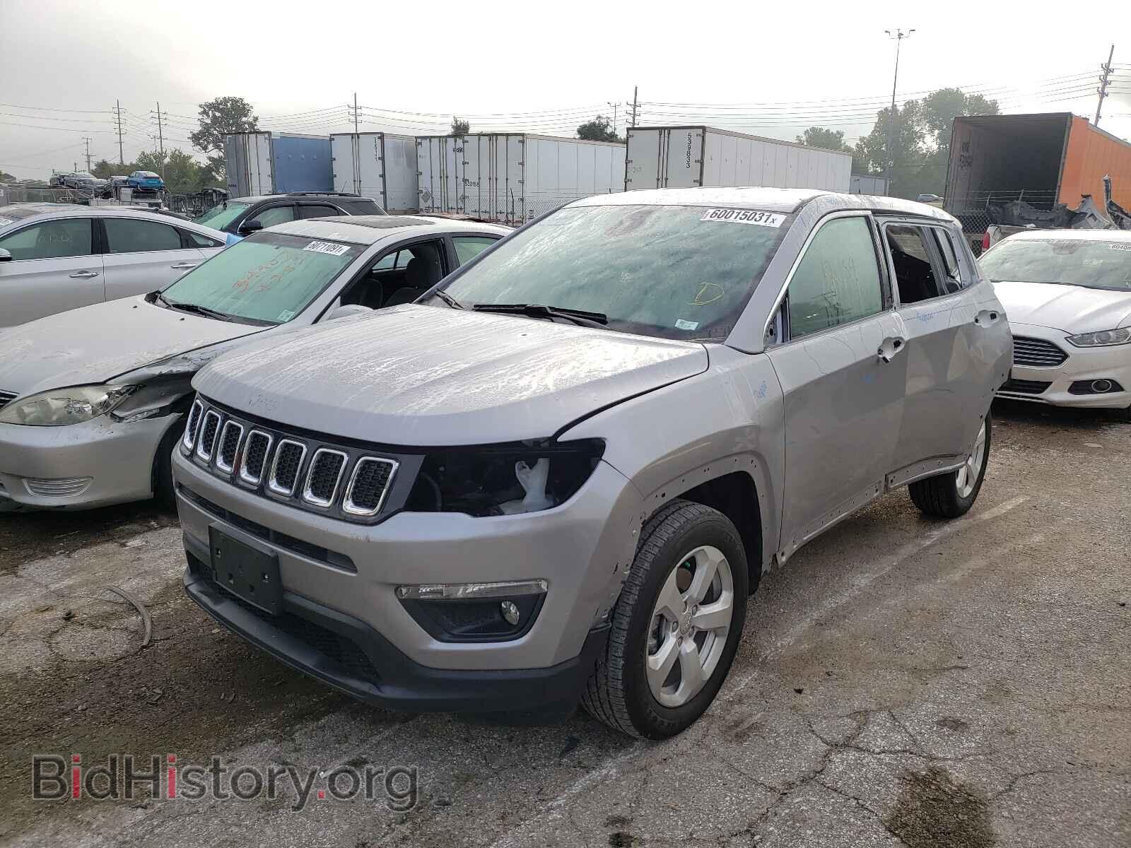 2018 JEEP COMPASS - VIN: 3C4NJCBB1JT300461 - Фото 2