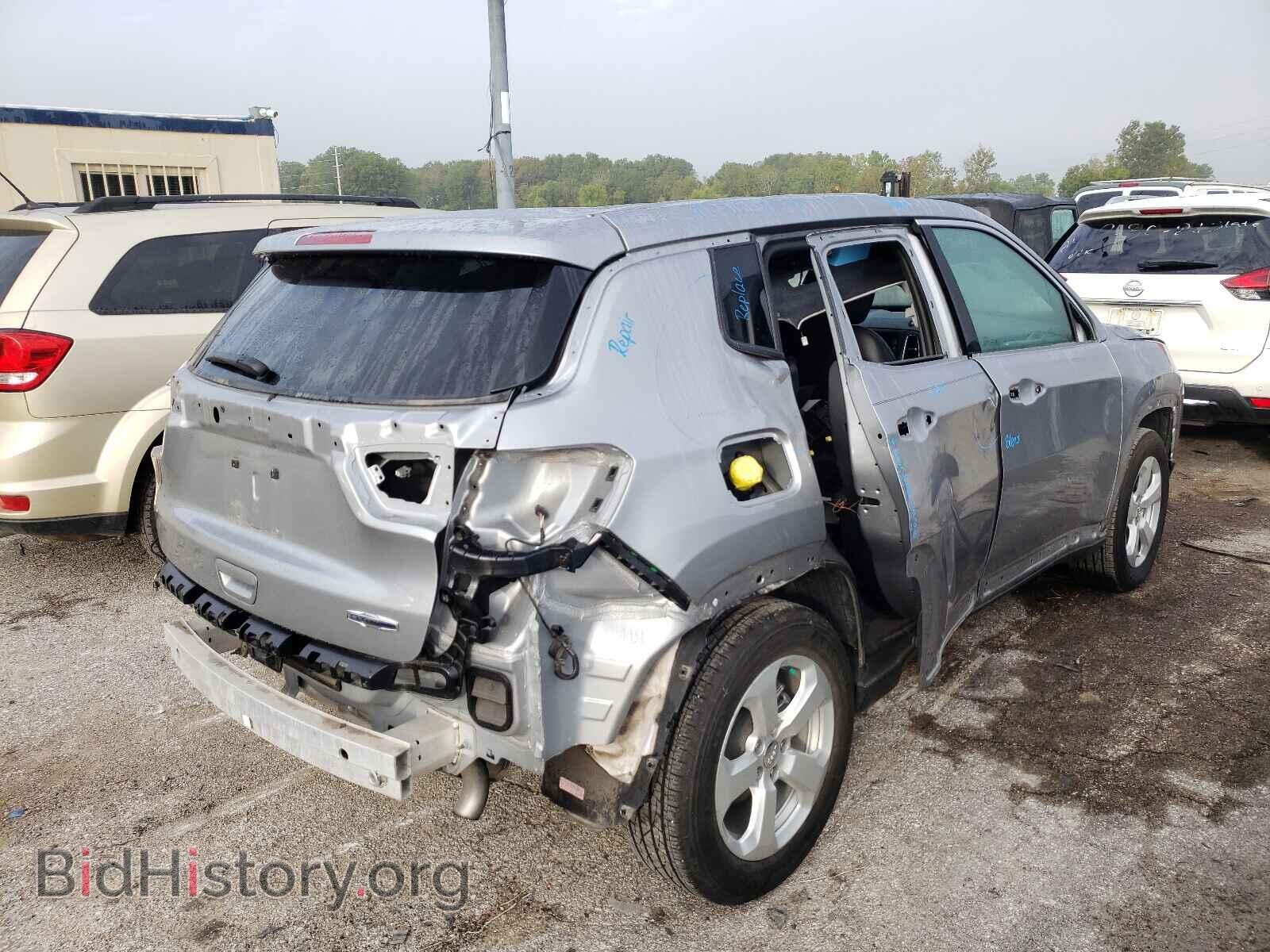 2018 JEEP COMPASS - VIN: 3C4NJCBB1JT300461 - Фото 4