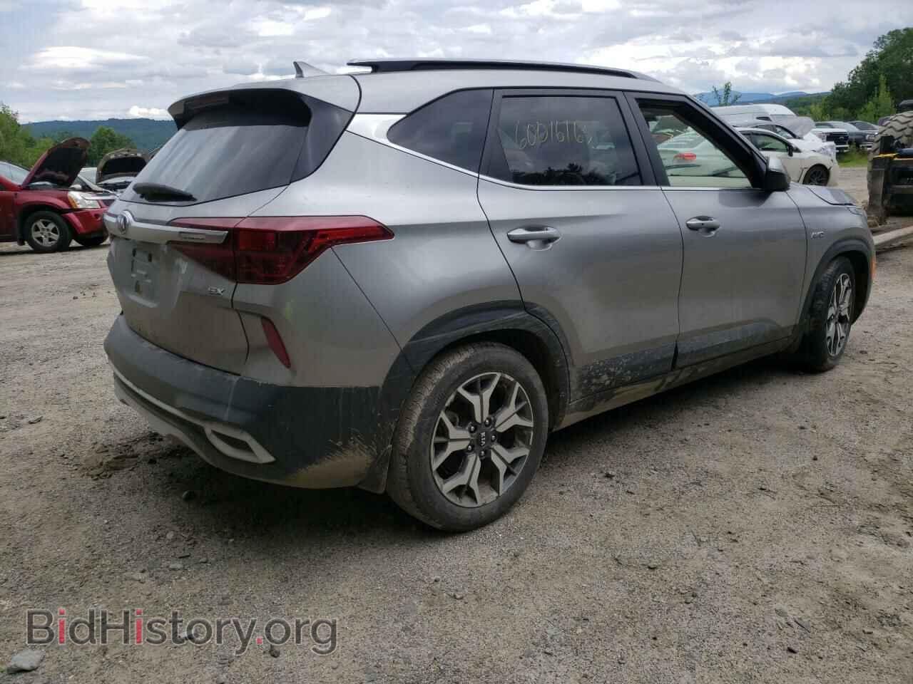 2021 KIA SELTOS - VIN: KNDERCAA2M7120657 - Фото 3