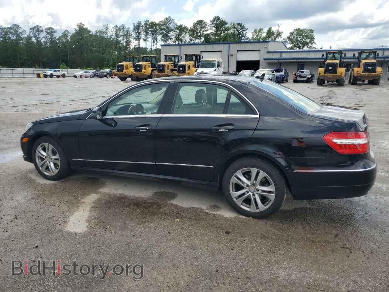 2011 MERCEDES-BENZ E-CLASS - VIN: WDDHF8HB8BA297723 - Фото 2