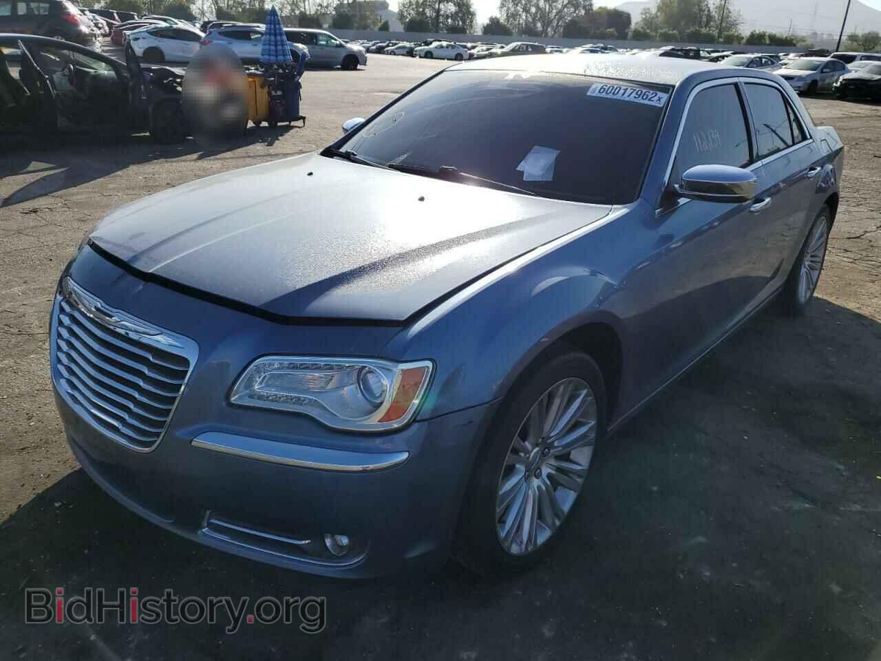 2011 CHRYSLER 300 - VIN: 2C3CA5CG3BH547413 - Фото 2