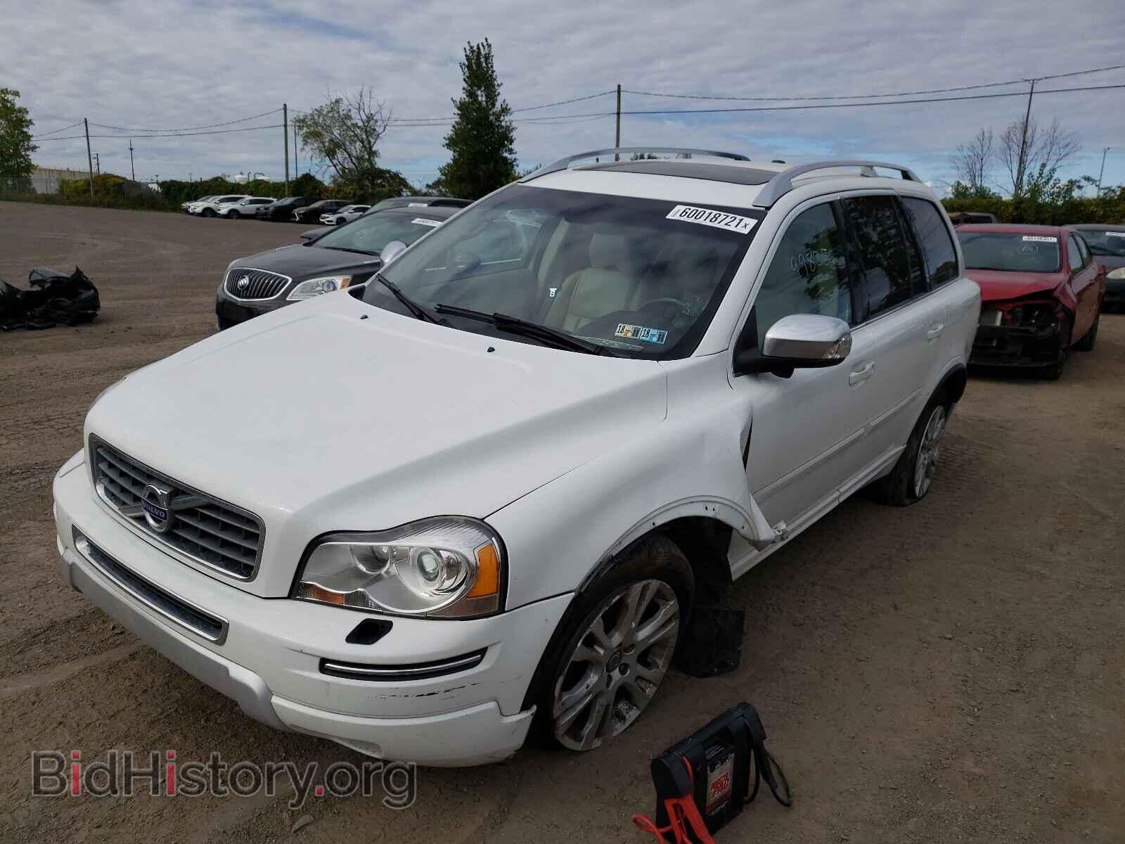 2013 VOLVO XC90 - VIN: YV4952CZ8D1637777 - Фото 2