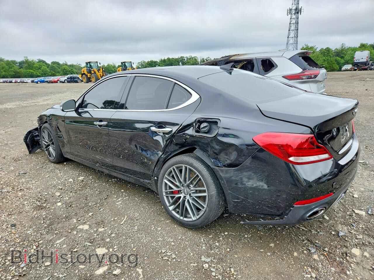 2019 GENESIS G70 - VIN: KMTG34LE7KU037709 - Фото 2