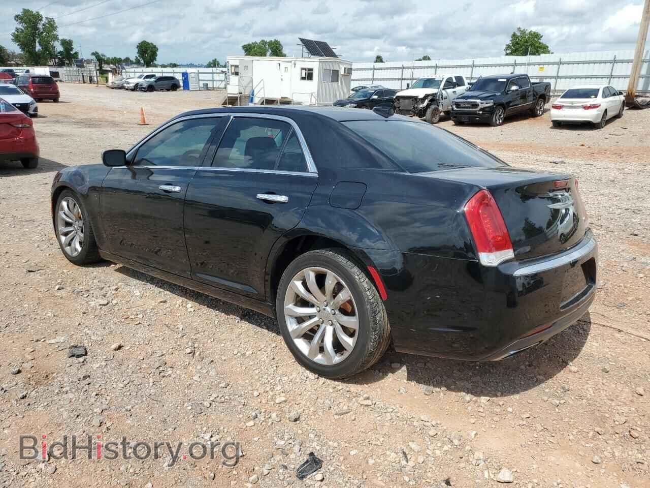 2018 CHRYSLER 300 - VIN: 2C3CCAEG4JH216418 - Фото 2