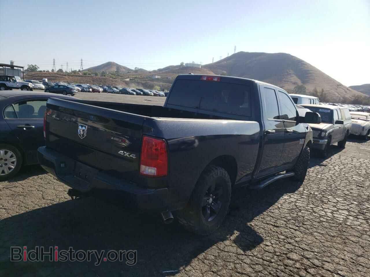 2018 RAM 1500 - VIN: 1C6RR7FG0JS270112 - Фото 4