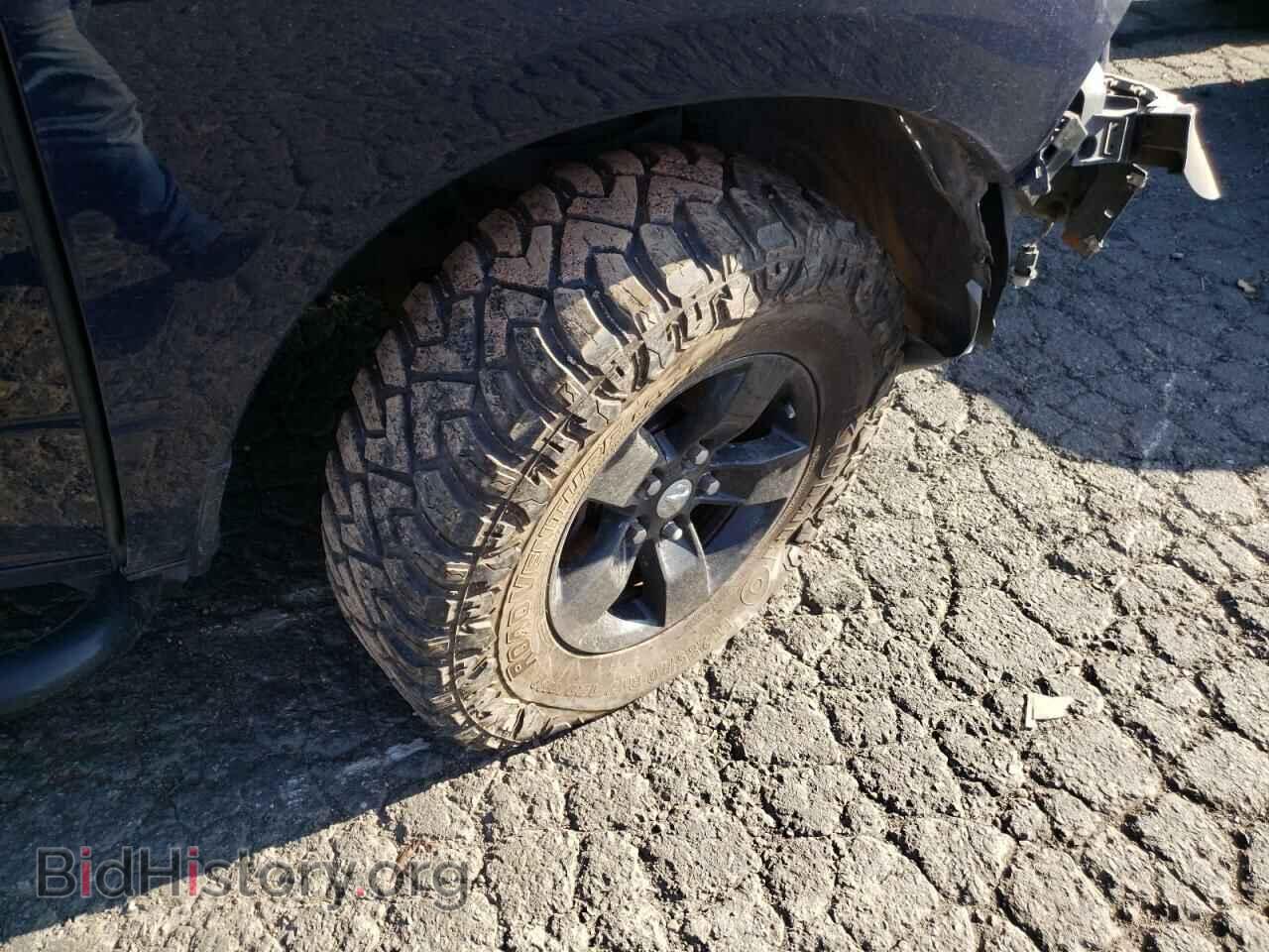 2018 RAM 1500 - VIN: 1C6RR7FG0JS270112 - Фото 9