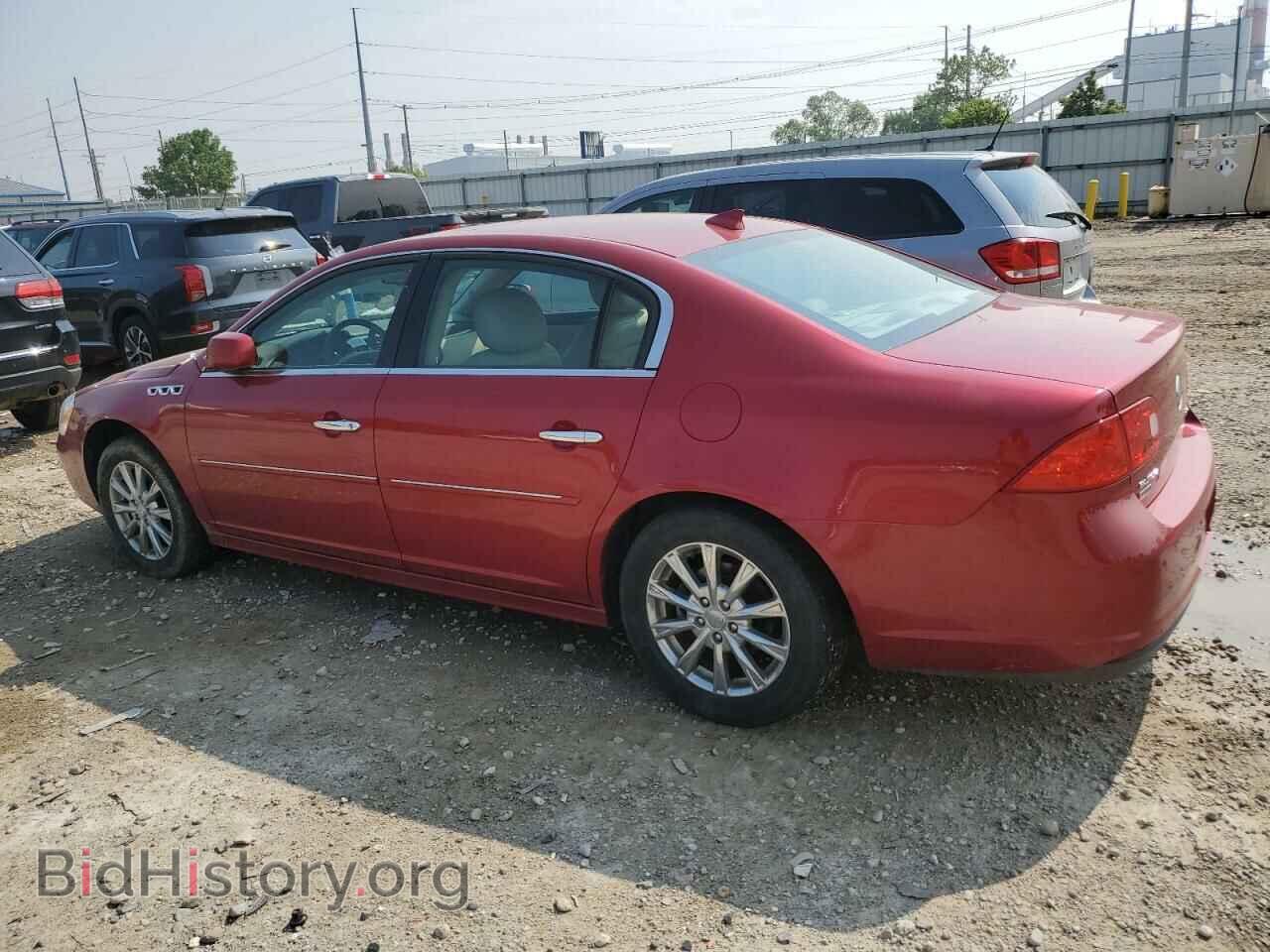 2011 BUICK LUCERNE - VIN: 1G4HJ5EMXBU107055 - Фото 2