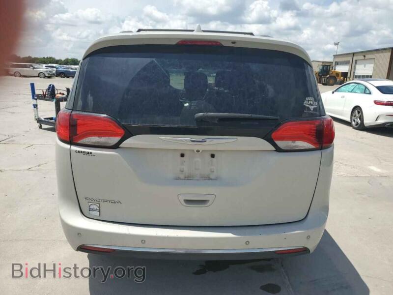 2019 Chrysler PACIFICA (VIN 2C4RC1EG8KR644655) — фото 6 из 12