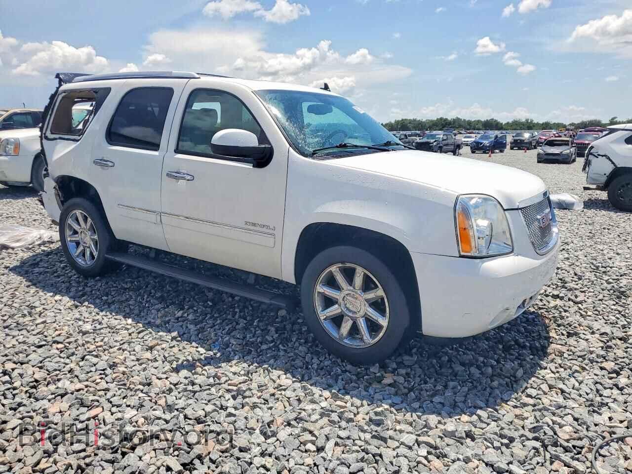 2013 GMC YUKON - VIN: 1GKS2EEF8DR326034 - Photo 4