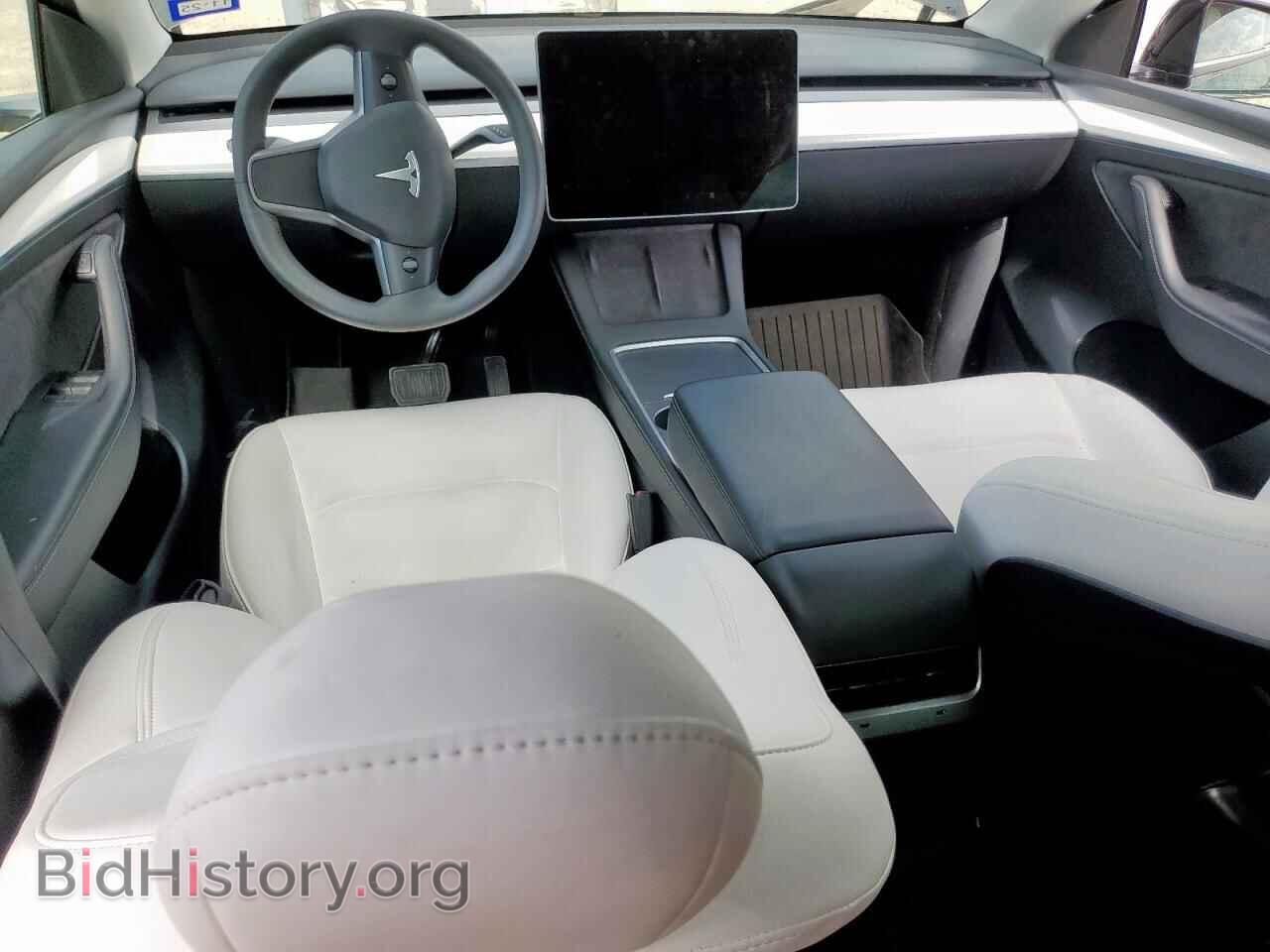 2023 TESLA MODEL Y - VIN: 7SAYGDEEXPF606477 - Photo 8