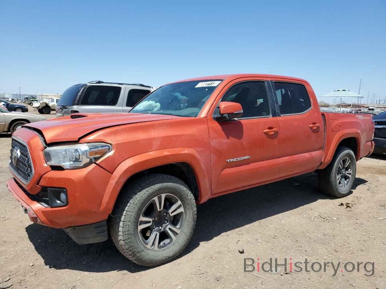 Photo 3TMAZ5CN2JM067194 - TOYOTA TACOMA 2018