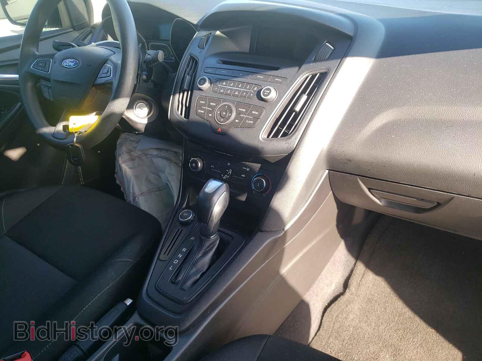 2016 FORD FOCUS - VIN: 1FADP3F26GL228817 - Фото 9