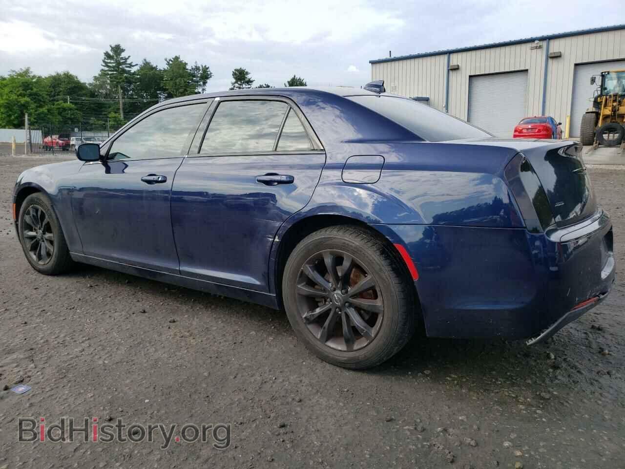 2016 CHRYSLER 300 - VIN: 2C3CCARG0GH230433 - Фото 2