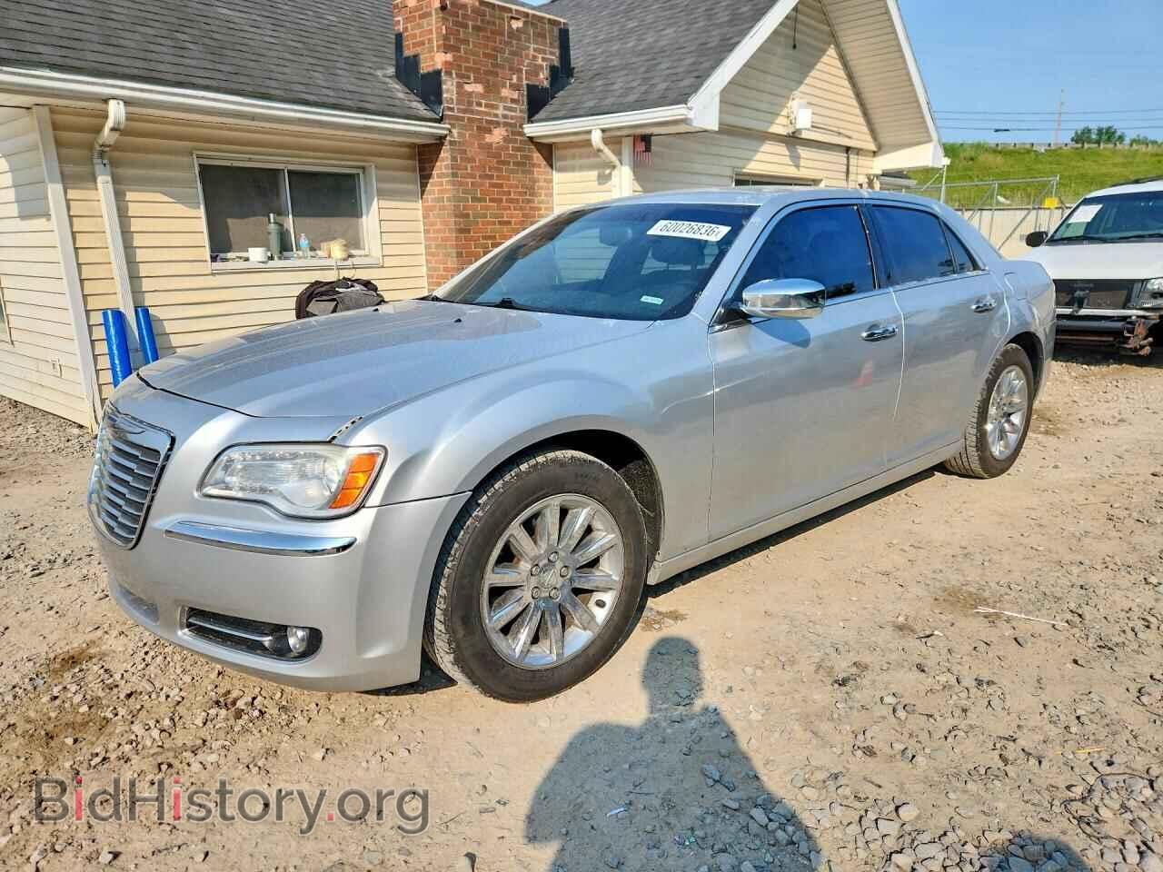 Фотография 2C3CCACG8CH263487 - CHRYSLER 300 2012