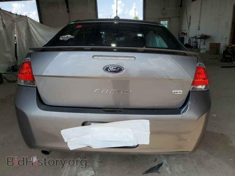 2011 Ford FOCUS (VIN 1FAHP3GN4BW107513) — фото 6 из 12