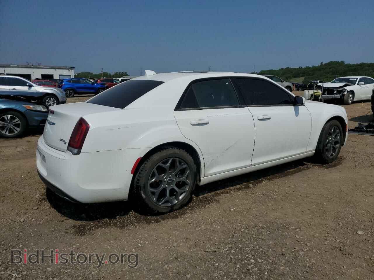 2017 CHRYSLER 300 - VIN: 2C3CCAGG6HH607724 - Фото 3