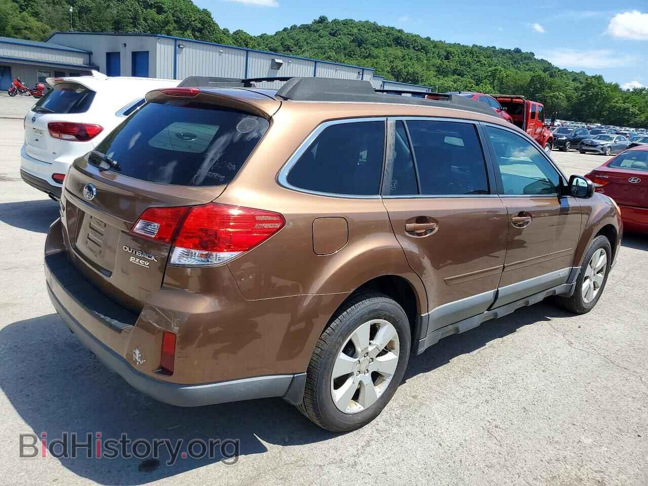 2011 SUBARU OUTBACK - VIN: 4S4BRBGC4B3312328 - Photo 3