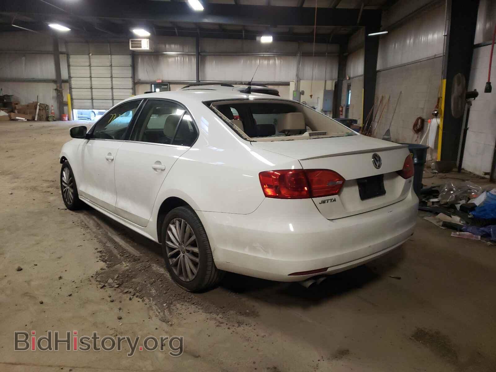 2014 VOLKSWAGEN JETTA - VIN: 3VWL17AJ8EM215542 - Фото 3