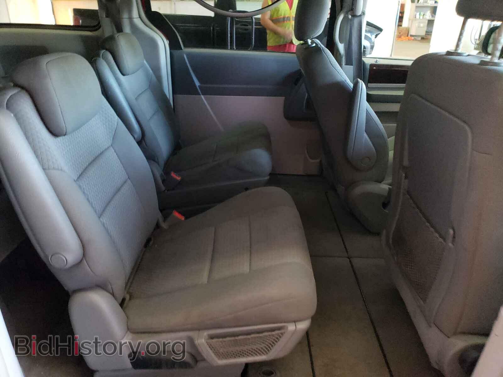 2009 CHRYSLER MINIVAN - VIN: 2A8HR54169R678661 - Фото 6