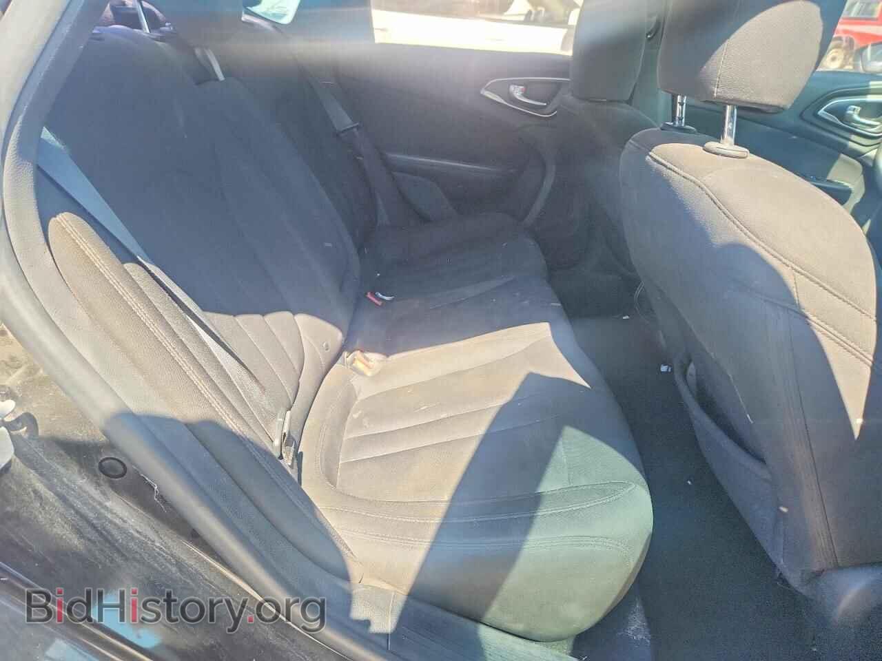 2015 CHRYSLER 200 - VIN: 1C3CCCAB3FN577188 - Photo 10