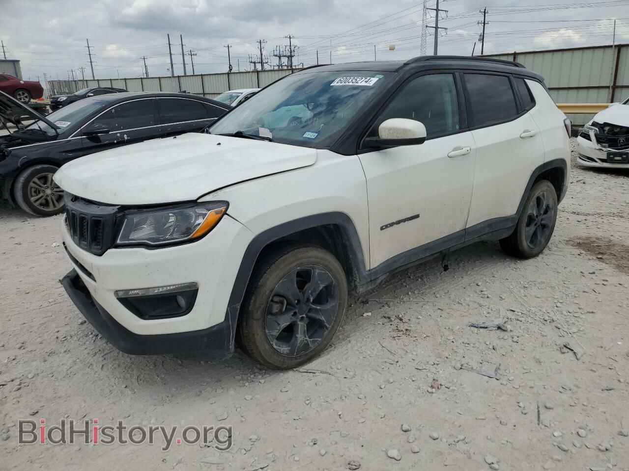Фотография 3C4NJDBB5JT454645 - JEEP COMPASS 2018
