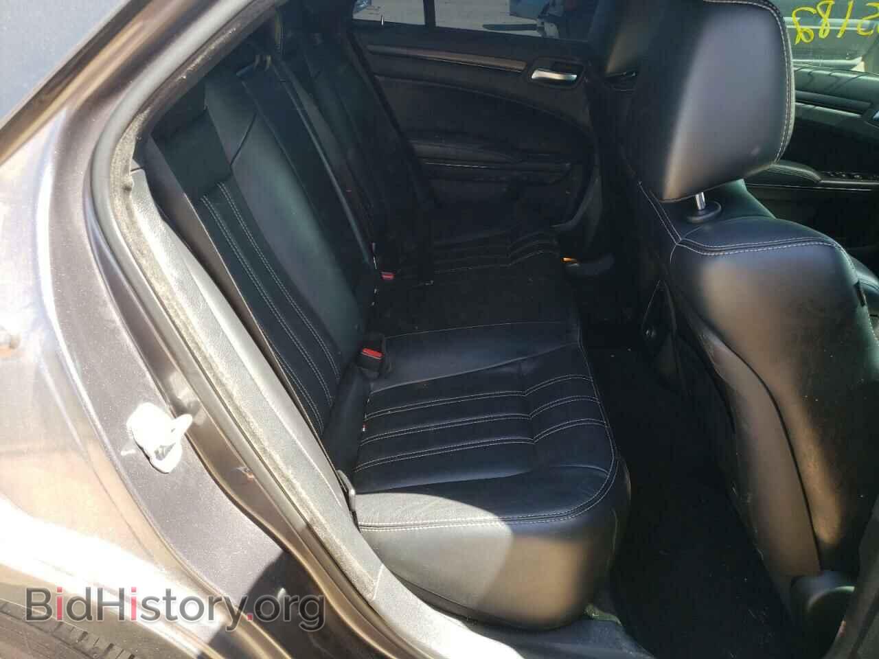 2013 CHRYSLER 300 - VIN: 2C3CCABT2DH728104 - Фото 6