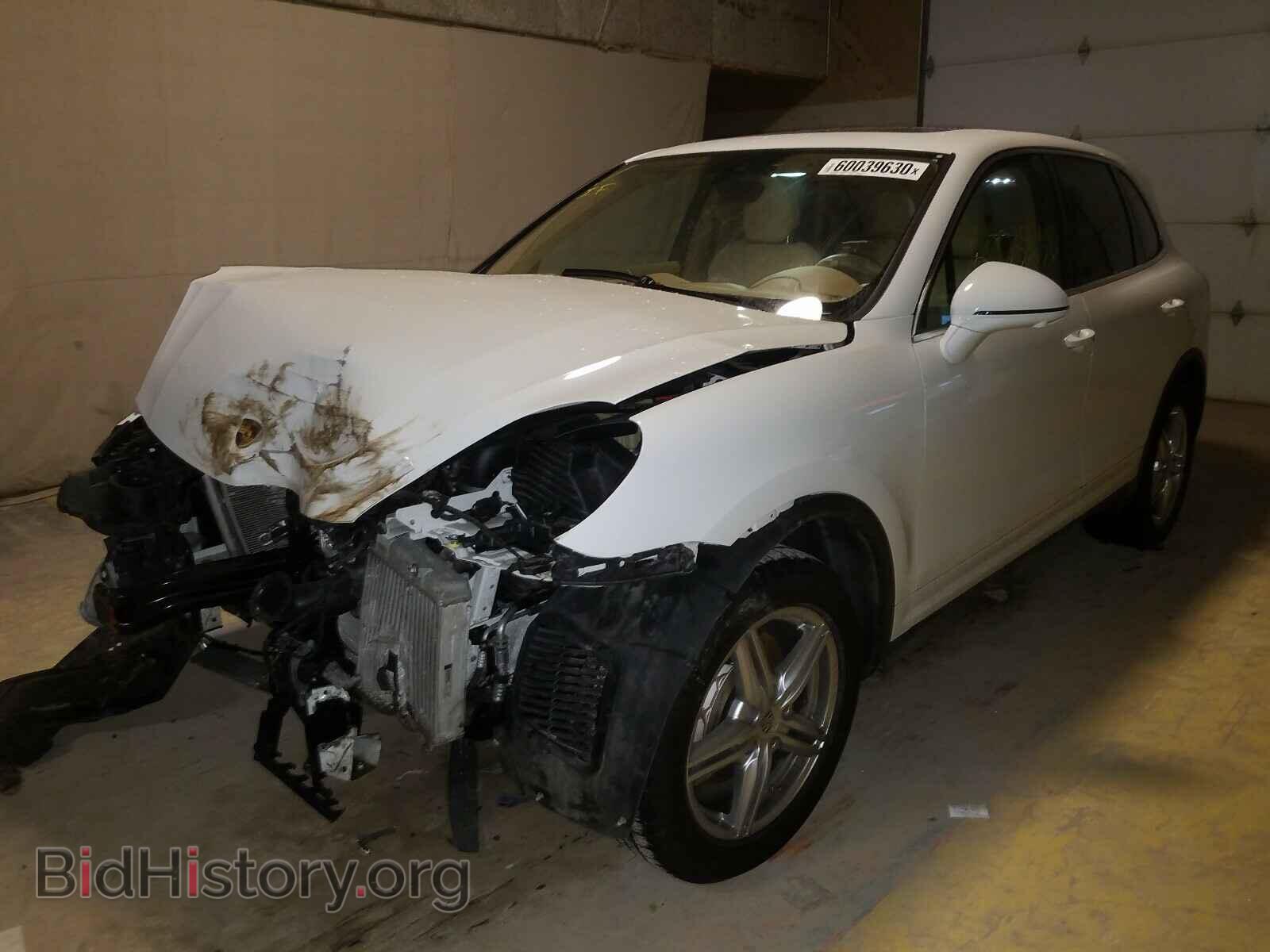 2016 PORSCHE CAYENNE - VIN: WP1AB2A23GLA97082 - Фото 2