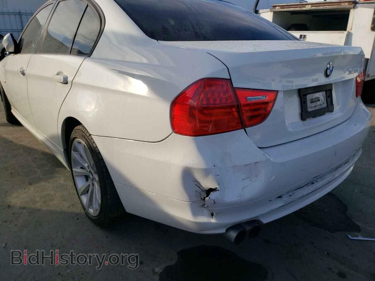 2011 BMW 3 SERIES - VIN: WBAPH7C57BE681879 - Фото 9