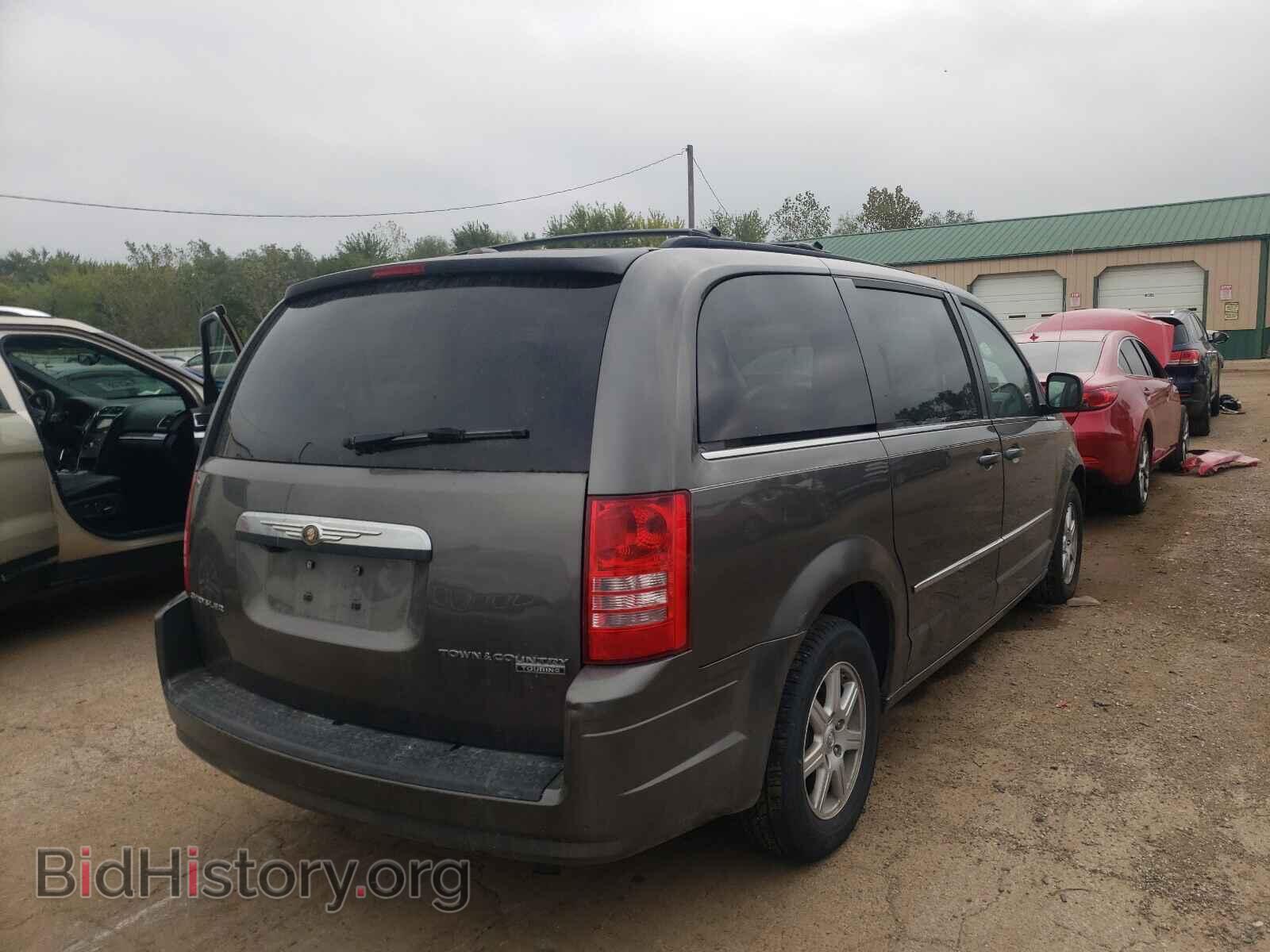 2010 CHRYSLER MINIVAN - VIN: 2A4RR8D17AR439101 - Фото 4